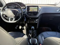 Zwart Gebruikt 2016 Peugeot 2008 Allure SUV | € 6.999 (Super prijs)