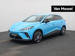 Blauw Gebruikt 2023 MG MG4 EV Luxury Hatchback | € 23.400 (Eerlijke prijs)