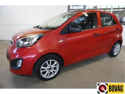 Rood Gebruikt 2011 Kia Picanto Hatchback | € 5.750 (Eerlijke prijs)