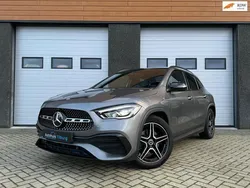 Grijs Gebruikt 2020 Mercedes GLA200 AMG SUV | € 36.990 (Eerlijke prijs)