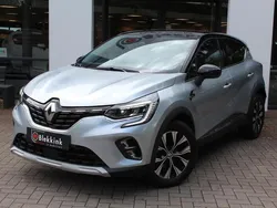Grijs Gebruikt 2024 Renault Captur Intens SUV | € 29.994 (Eerlijke prijs)