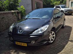 Zwart Gebruikt 2006 Peugeot 307 CC Cabriolet | € 3.400 (Eerlijke prijs)