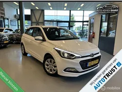 Wit Gebruikt 2018 Hyundai i20 Comfort Hatchback | € 11.950 (Eerlijke prijs)