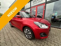 Rood Gebruikt 2017 Suzuki Swift Hatchback | € 14.850 (Eerlijke prijs)