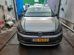 Grijs Gebruikt 2019 VW Polo Hatchback | € 8.750 (Goede deal)