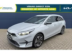 Wolf grey (grijs metallic) Nieuw 2025 Kia Ceed Sportswagon Stationwagen | € 32.550 (Eerlijke prijs)