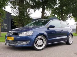 Blauw Gebruikt 2010 VW Polo Highline Hatchback | € 3.299 (Goede deal)