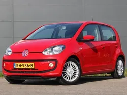Rood Gebruikt 2016 VW up! high up! Hatchback | € 8.490 (Eerlijke prijs)