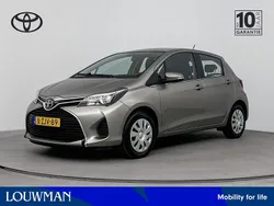 Bruin metallic Gebruikt 2015 Toyota Yaris Hatchback | € 12.445 (Eerlijke prijs)