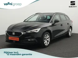 Zwart, metallic lak Gebruikt 2023 Seat Leon Business Stationwagen | € 27.850 (Eerlijke prijs)