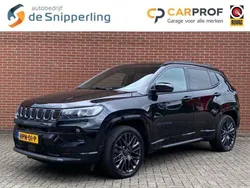 Zwart, metallic lak Gebruikt 2022 Jeep Compass SUV | € 28.950 (Eerlijke prijs)