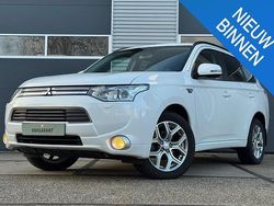 Wit Gebruikt 2014 Mitsubishi Outlander Edition SUV | € 13.950 (Iets duurder)