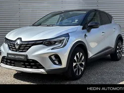 Grijs Gebruikt 2023 Renault Captur R.S. SUV | € 24.445 (Eerlijke prijs)