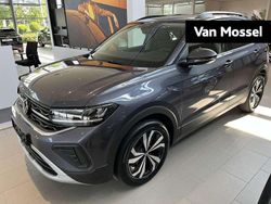 Grijs, metallic lak Nieuw 2025 VW T-Cross Edition SUV | € 38.126 (Eerlijke prijs)