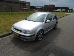 Grijs Gebruikt 2001 VW Golf IV Trendline Hatchback | € 1.495 (Duur)