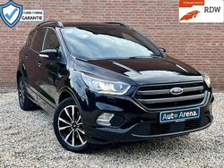 Zwart Gebruikt 2019 Ford Kuga ST-Line SUV | € 18.890 (Eerlijke prijs)