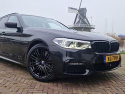 Zwart Gebruikt 2019 BMW 520 Executive Stationwagen | € 32.950 (Duur)