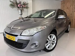 Grijs Gebruikt 2010 Renault Mégane III Hatchback | € 2.950 (Eerlijke prijs)
