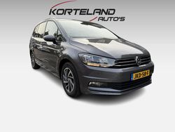 Grijs Gebruikt 2018 VW Touran Highline MPV | € 24.145 (Eerlijke prijs)