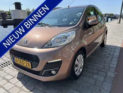Bruin, metallic lak Gebruikt 2014 Peugeot 107 Active Hatchback | € 5.950 (Eerlijke prijs)