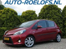 Rood Gebruikt 2012 Toyota Yaris Hybrid Hatchback | € 10.890 (Iets duurder)