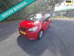 Rood, metallic lak Gebruikt 2012 Seat Mii Style Hatchback | € 2.499 (Eerlijke prijs)