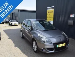 Grijs Gebruikt 2010 Renault Scénic III MPV | € 2.750 (Eerlijke prijs)