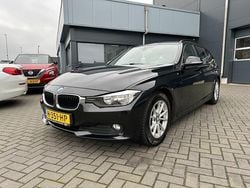 Zwart Gebruikt 2014 BMW 320 Executive Stationwagen | € 4.950 (Goede deal)