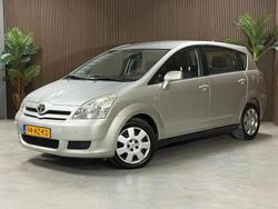 Grijs Gebruikt 2005 Toyota Corolla Verso Terra MPV | € 3.995 (Eerlijke prijs)