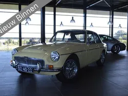 Geel Gebruikt 1968 MG C GT Coupé | € 34.500