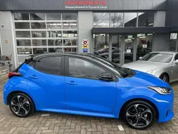 Blauw, metallic lak Gebruikt 2024 Toyota Yaris Edition Hatchback | € 29.950 (Duur)