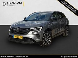 Grijs Gebruikt 2023 Renault Austral Techno SUV | € 32.450 (Eerlijke prijs)