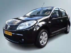Zwart Gebruikt 2011 Dacia Sandero Stepway Hatchback | € 3.750 (Eerlijke prijs)