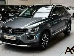 Grijs Gebruikt 2019 VW T-Roc Style SUV | € 25.850 (Eerlijke prijs)
