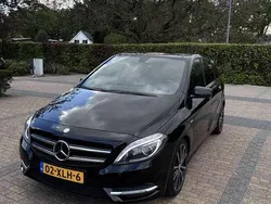 Gebruikt 2012 Mercedes B180 Edition 1 MPV | € 11.000 (Duur)