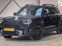 Zwart, metallic lak Gebruikt 2021 Mini One Countryman SUV | € 27.950 (Eerlijke prijs)