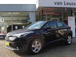 Zwart Gebruikt 2018 Toyota C-HR+ SUV | € 17.390