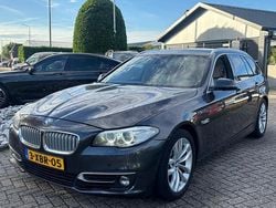 Grijs (metallic) Gebruikt 2014 BMW 550 Executive Stationwagen | € 18.950