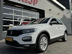 Wit Gebruikt 2018 VW T-Roc Comfortline SUV | € 15.950 (Eerlijke prijs)