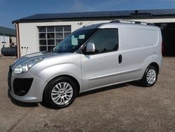 Zilver Gebruikt 2010 Fiat Doblò MPV | € 3.995 (Eerlijke prijs)