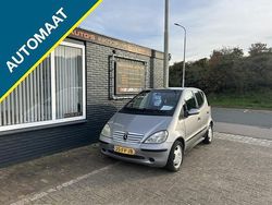 Grijs (metallic) Gebruikt 2000 Mercedes A140 Classic MPV | € 950 (Goede deal)