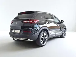 Zwart, metallic lak Gebruikt 2021 Opel Grandland X Ultimate SUV | € 17.945 (Goede deal)