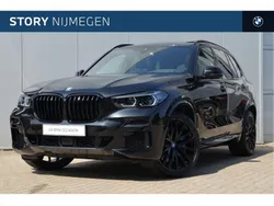 Saphirschwarz (donker zwart metallic) Gebruikt 2022 BMW X5 Comfort Edition SUV | € 64.950 (Iets duurder)