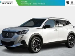 Wit Gebruikt 2023 Peugeot 2008 Allure SUV | € 25.900 (Eerlijke prijs)