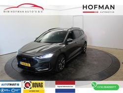 Grijs Gebruikt 2022 Ford Focus ST-Line Stationwagen | € 18.440 (Eerlijke prijs)