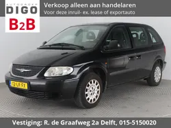 Zwart Gebruikt 2003 Chrysler Voyager MPV | € 2.150