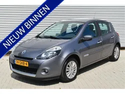 Grijs Gebruikt 2011 Renault Clio R.S. Collection Hatchback | € 2.990 (Eerlijke prijs)