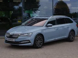 Grijs Gebruikt 2022 Skoda Superb LAURIN & KLEMENT Stationwagen | € 29.950 (Eerlijke prijs)