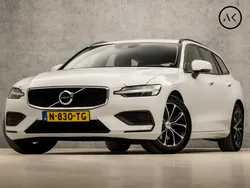 Wit Gebruikt 2022 Volvo V60 Momentum Stationwagen | € 26.445 (Super prijs)