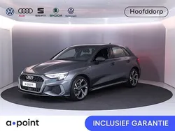 Grijs Gebruikt 2022 Audi A3 Sportback Hatchback | € 33.849 (Duur)